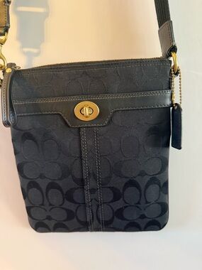 Coach Black Signature Crossbody with Gold Hardware